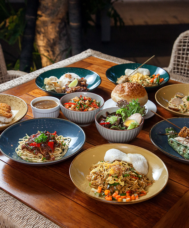 Double Bee - Gallery Image